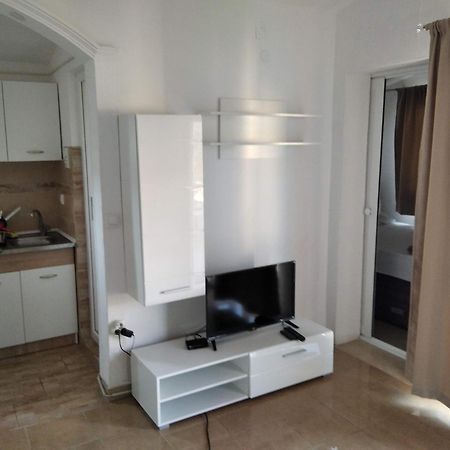 Apartmani Lalo Jankovic Sutomore Ruang foto